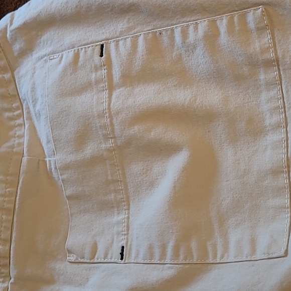 VF Jeans Wear khaki cotton & spandex shorts 14 - Picture 3 of 5